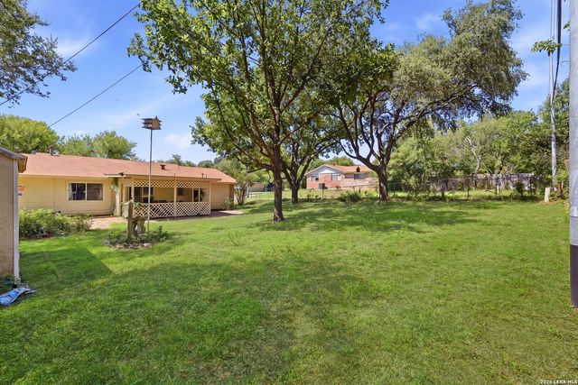 4135 BIG MEADOWS ST, San Antonio, TX 78230