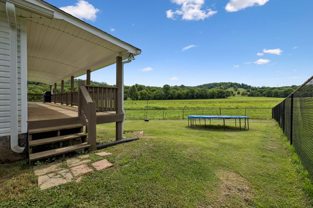 54 Hickman Hwy, Gordonsville, TN 38563