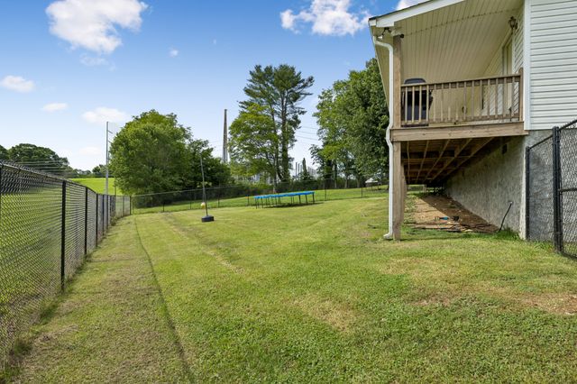 54 Hickman Hwy, Gordonsville, TN 38563
