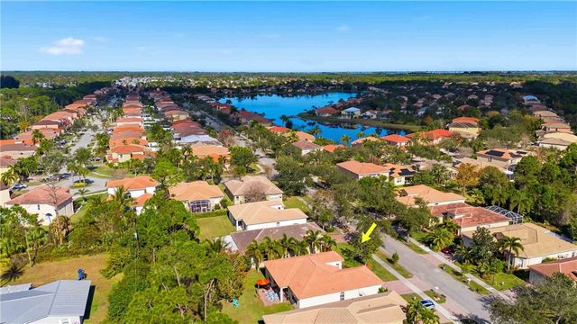 5427 Place Lake Drive, Fort Pierce, FL 34951