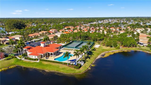5427 Place Lake Drive, Fort Pierce, FL 34951