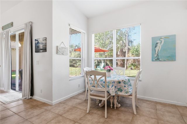 5427 Place Lake Drive, Fort Pierce, FL 34951