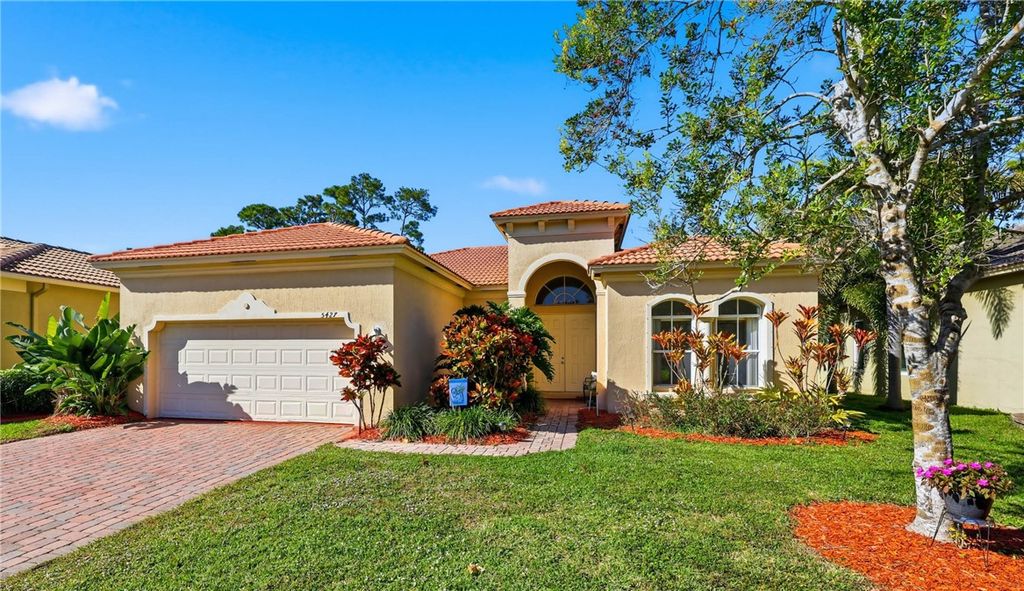 5427 Place Lake Drive, Fort Pierce, FL 34951