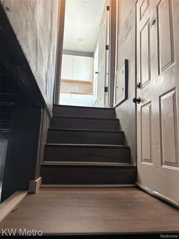 9558 Mark Twain Street, Detroit, MI 48227