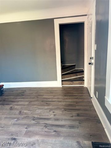 9558 Mark Twain Street, Detroit, MI 48227