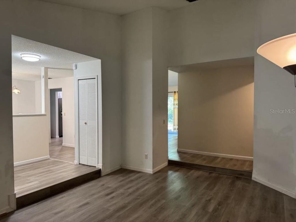 Image 2 of property listing at 5523 WESTVIEW DRIVE, Orlando, FL 32810