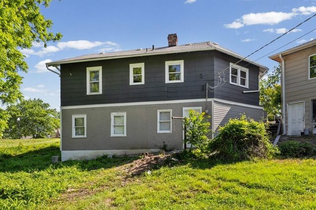 2918 Parkwood Boulevard, Kansas City, KS 66104