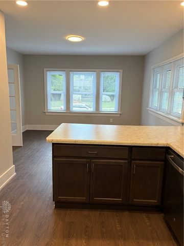 403 Kenwood Avenue, Dayton, OH 45406