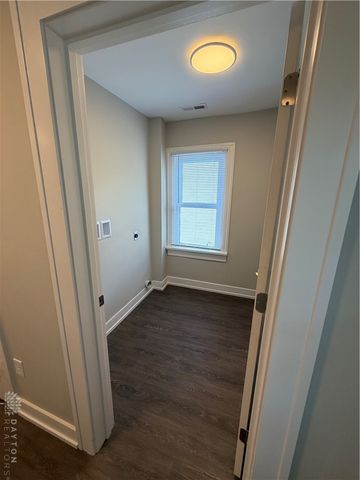 403 Kenwood Avenue, Dayton, OH 45406