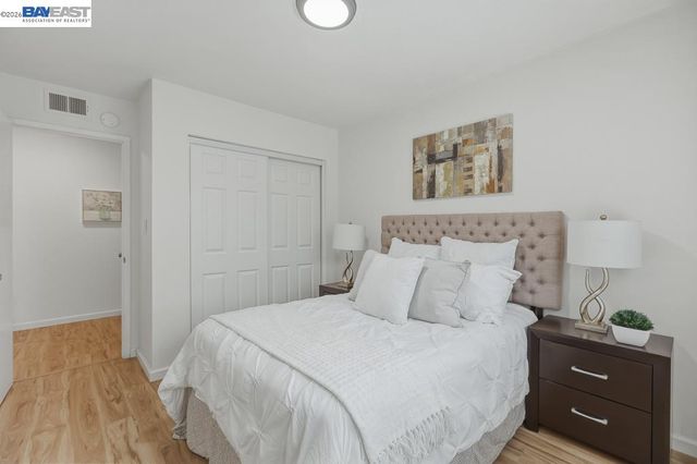 2204 Segundo Ct 4, Pleasanton, CA 94588