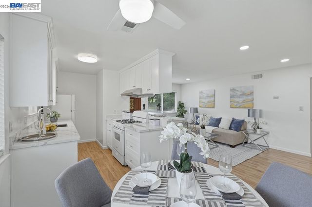 2204 Segundo Ct 4, Pleasanton, CA 94588