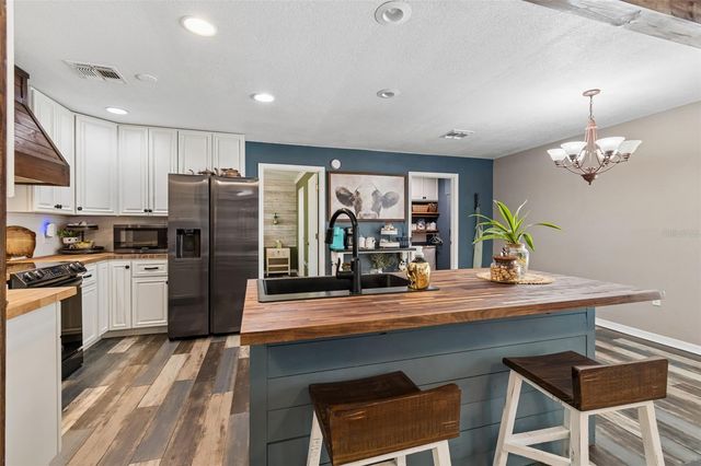 10501 SHERROUSE ROAD, Lakeland, FL 33810