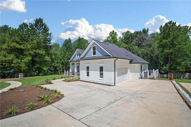 6616 Crystal Court N, Mobile, AL 36695