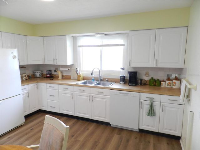 805 OCEAN AVENUE, New Smyrna Beach, FL 32169