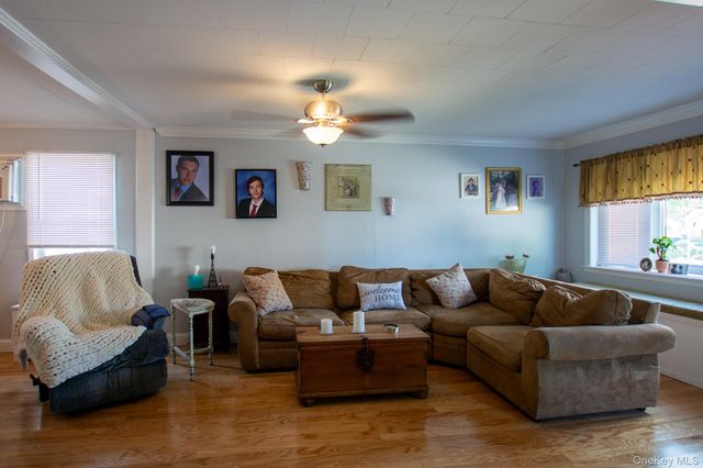 51 Hoffman Street, Franklin Square, NY 11010