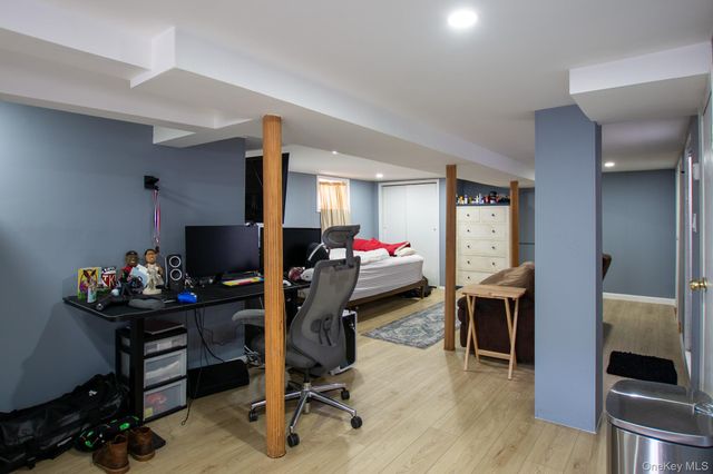 51 Hoffman Street, Franklin Square, NY 11010