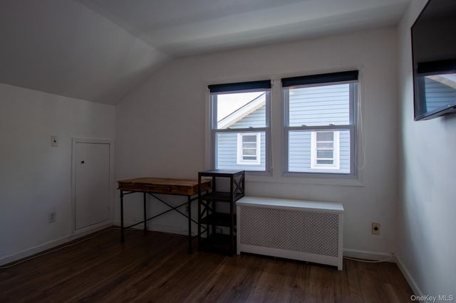51 Hoffman Street, Franklin Square, NY 11010