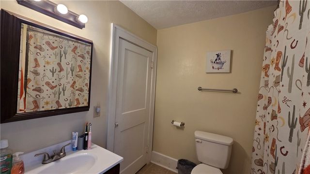 788 Old State Road, Kiskiminetas Twp, PA 15613