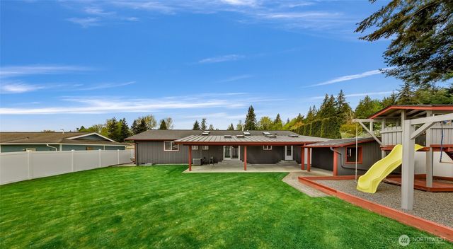 5880 Shannon Avenue, Ferndale, WA 98248