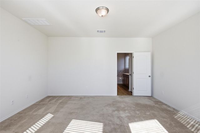 106 Barley Fork LN, Hutto, TX 78634