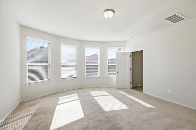 106 Barley Fork LN, Hutto, TX 78634