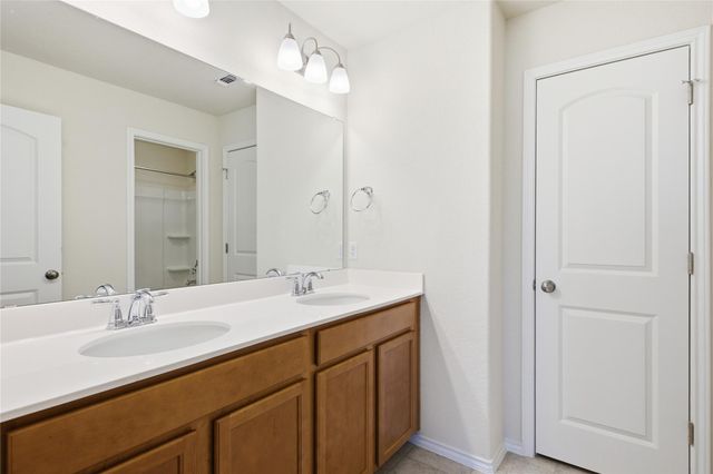 106 Barley Fork LN, Hutto, TX 78634