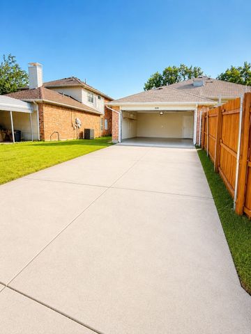 809 Aylesbury Drive, Allen, TX 75002