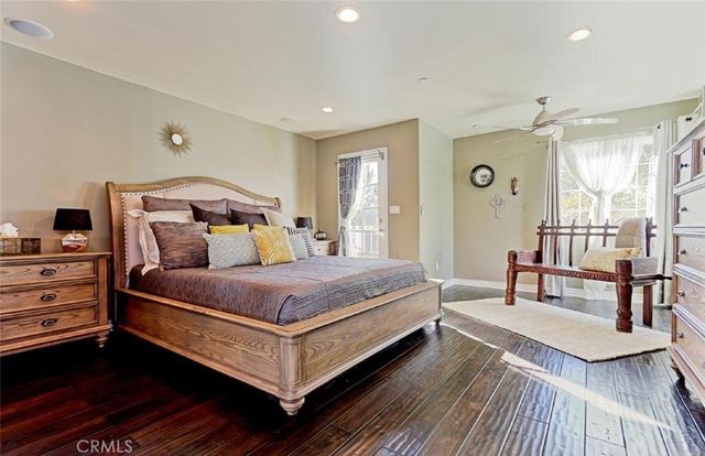 2801 Inglewood Avenue, Redondo Beach, CA 90278
