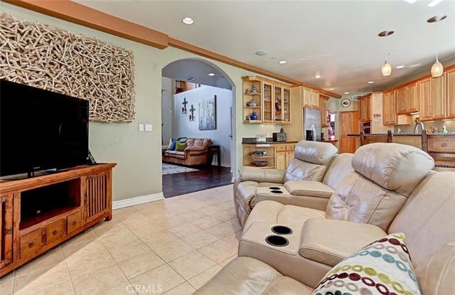 2801 Inglewood Avenue, Redondo Beach, CA 90278