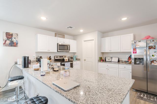 384 S JUNIPER Street, Benson, AZ 85602