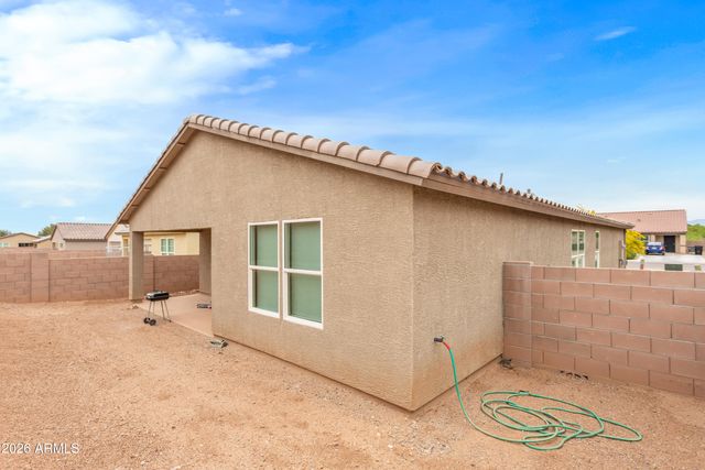 384 S JUNIPER Street, Benson, AZ 85602