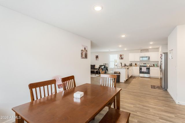 384 S JUNIPER Street, Benson, AZ 85602