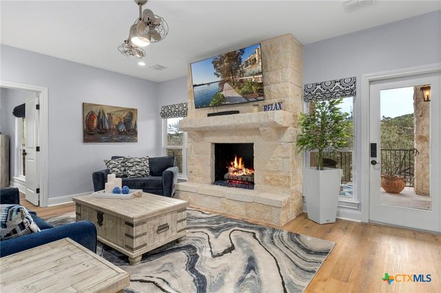 2078 Connie Drive, Canyon Lake, TX 78133