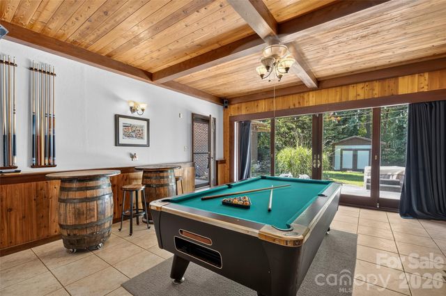 3959 Holly Springs Drive, Newton, NC 28658