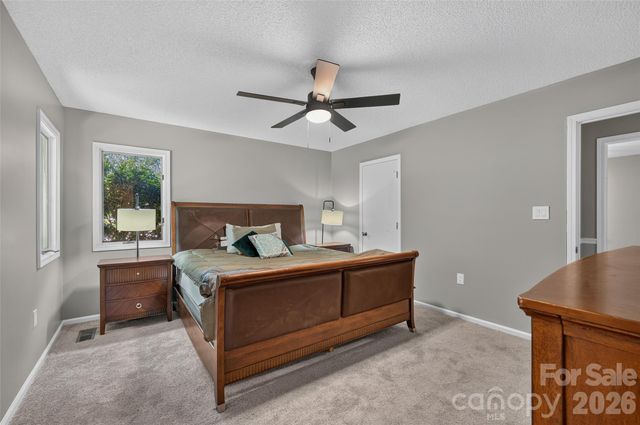 3959 Holly Springs Drive, Newton, NC 28658
