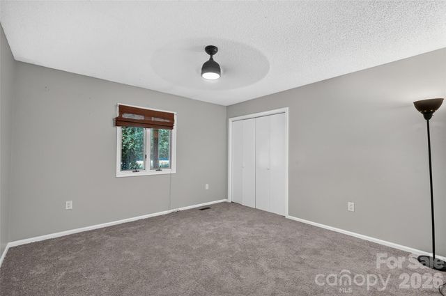 3959 Holly Springs Drive, Newton, NC 28658