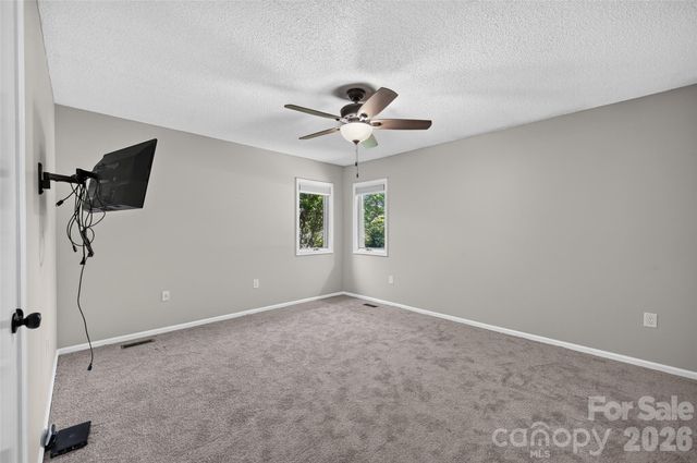 3959 Holly Springs Drive, Newton, NC 28658