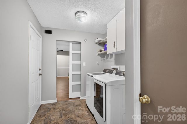 3959 Holly Springs Drive, Newton, NC 28658