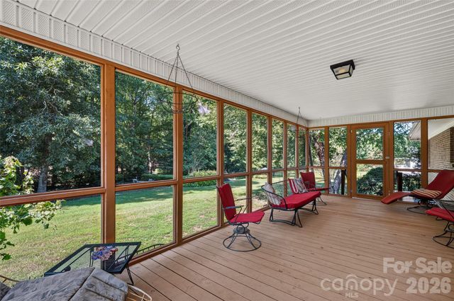 3959 Holly Springs Drive, Newton, NC 28658