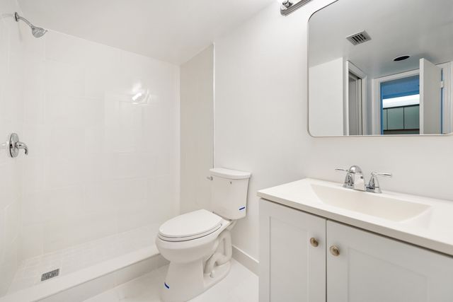 10204 Mangrove Drive 103, Boynton Beach, FL 33437