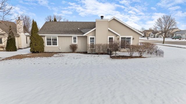 1542 PRIMROSE LANE, Fond Du Lac, WI 54935