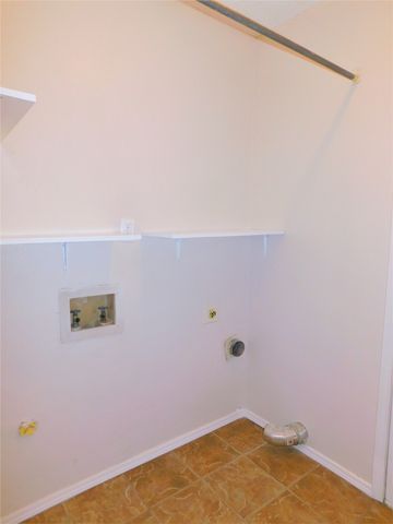 2716 Mistywood Lane, Denton, TX 76209