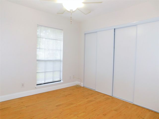 2716 Mistywood Lane, Denton, TX 76209