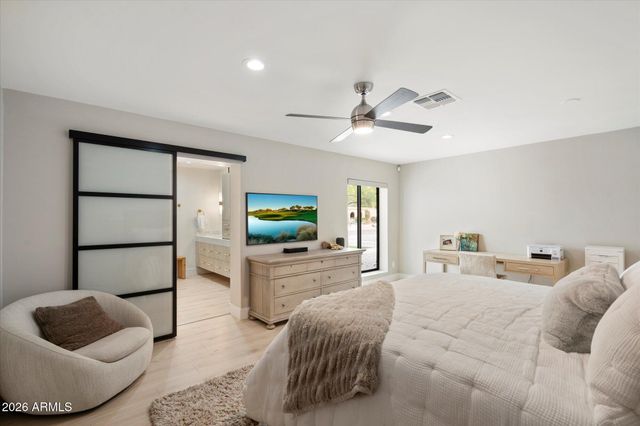 5429 E BLOOMFIELD Road, Scottsdale, AZ 85254