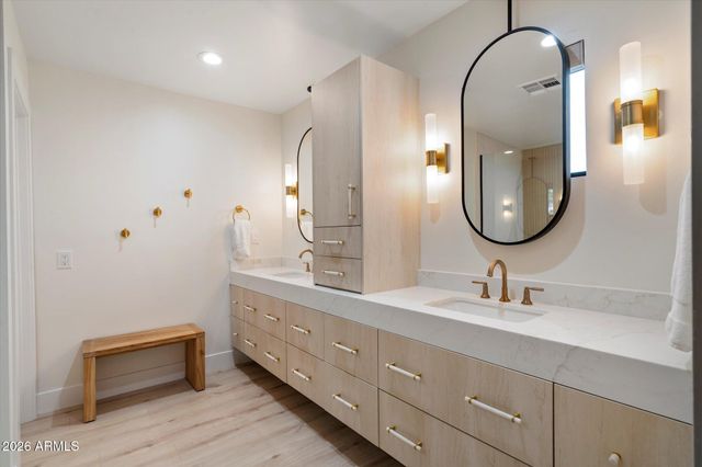 5429 E BLOOMFIELD Road, Scottsdale, AZ 85254