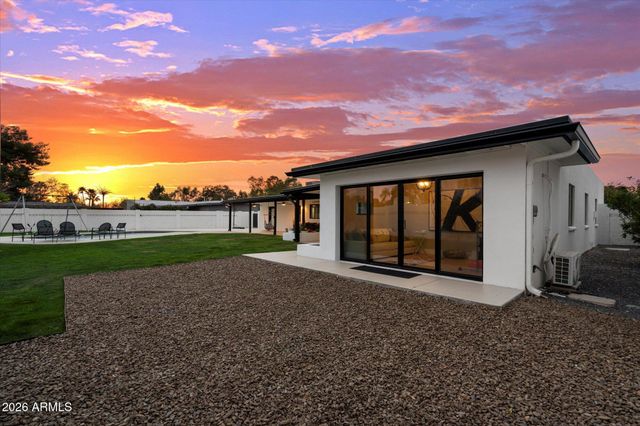 5429 E BLOOMFIELD Road, Scottsdale, AZ 85254