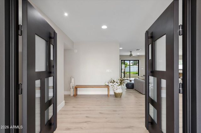 5429 E BLOOMFIELD Road, Scottsdale, AZ 85254