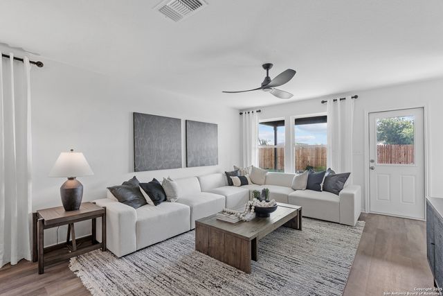 1250 Punta Mita Street, Converse, TX 78109