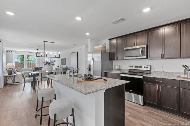 1250 Punta Mita Street, Converse, TX 78109