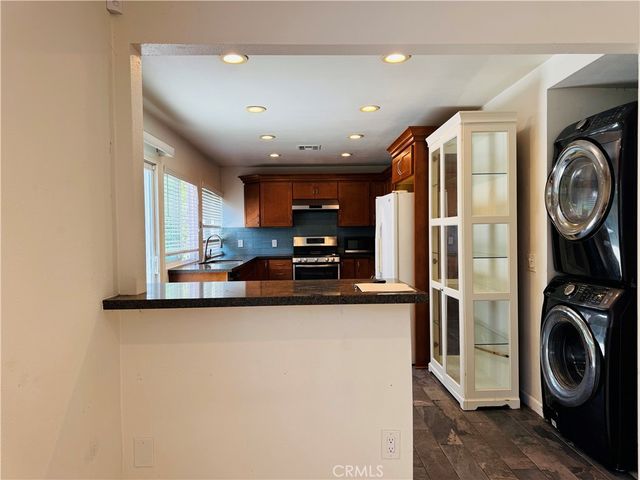 8900 Canary Avenue, Fountain Valley, CA 92708